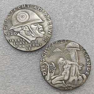 เหรียญที่ระลึกสไตล์โบราณรูปเด็กหญิงเปลือย ยี่ห้อ RARE KARL GOETZ ปี 1920 เหรียญรางวัลความอัศจรรย์สีดำของเยอรมัน ของขวัญ ของตกแต่งบ้าน - Product Image 2