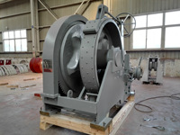 Treuil hydraulique compact pour chaîne d'ancrage de bateaux, option alimentation CC, télécommande, système de freinage automatique de sécurité, hauteur de levage 50m