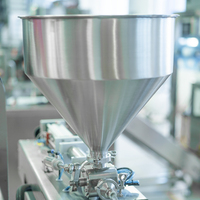 Machine d'emballage automatique multifonctionnelle pour le remplissage et la scellage de bâtonnets de gelée alimentaire liquide avec sacs en acier inoxydable