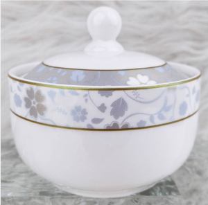 Service de table en porcelaine translucide haut de gamme avec logo personnalisé pour cadeaux et projets hôteliers - Product Image 1