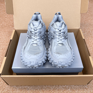 Zapatillas Deportivas de Malla Gruesa Azul Claro, Suela Resistente Monocromática, Estilo Urbano, Zapatos Casuales - Product Image 4