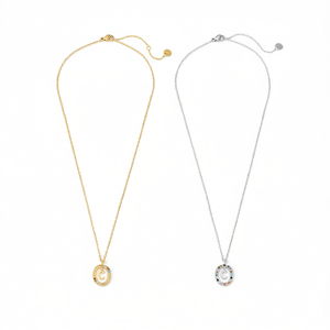 Collar con Colgante Angelina C, Oro, Plata, Acero Inoxidable, Pavé de Circonia Cúbica, Minimalista, para Uso Diario, Unisex, Regalo - Product Image 1