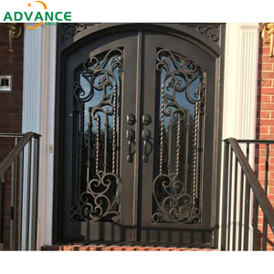 Puerta de puerta de hierro forjado ornamental de estilo europeo elegante con acabado recubierto de polvo adecuado para castillos y propiedades históricas - Product Image 1
