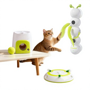 Juguete Eléctrico Interactivo para Gatos con Activación por Movimiento, Varita de PVC con Cola de Pluma de <span class=keywords><strong>Oruga</strong></span>, Embalaje en Caja, Éxito de Ventas Transfronterizo - Product Image 1