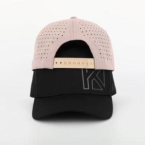 OEM personalizado 7 paneles 100% poliéster Spandex goma parche Logo ala curva Gorras sombrero láser agujero perforado gorras de béisbol - Product Image 2