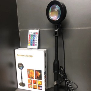 Luz Ambiental Atmósfera Atardecer Roja para Fotos, Fondo de Transmisión en Vivo, Luz de Relleno, Proyección para Dormitorio, PVC con Forma de Planeta, Ambiente Interior - Product Image 2