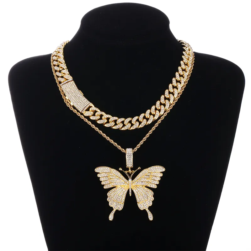 DE nouveau glacé fantaisie mode pleine perceuse alliage bijoux Bling grand papillon pendentif avec chaîne collier ensemble