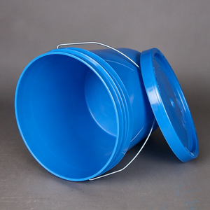 Cubo de pintura de plástico resistente de 3.5 galones (13L) con tapa y asa - Product Image 6