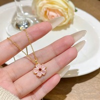 Collier pendentif fleur de cerisier en acier inoxydable et pierre naturelle, plaqué or rose, chaîne à maillons, romantique pour femme