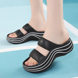 Nouvelle collection de tongs de plage respirantes et antidérapantes pour femmes, en EVA de haute qualité, idéales pour la salle de bain et le sport. - Product Image 4