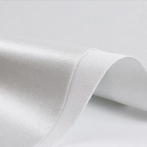 Diskon besar 190T 210T 300T perak <span class=keywords><strong>PU</strong></span> dilapisi putih poliester kain Taffeta untuk penutup mobil lapisan dalam bagasi-100% poliester - Product Image 1