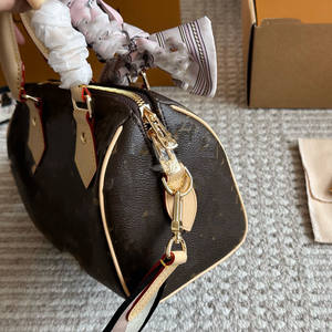 Sacs bandoulière Boston de luxe haut de gamme pour femmes 2025 avec logo imprimé rétro, sac à main supérieur, sac Boston en forme d'oreiller pour dames - Product Image 3