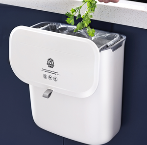 Offre Spéciale nouvelle <span class=keywords><strong>poubelle</strong></span> murale bon marché <span class=keywords><strong>poubelle</strong></span> en plastique porte d'<span class=keywords><strong>armoire</strong></span> de cuisine <span class=keywords><strong>poubelle</strong></span> suspendue avec couvercle - Product Image 1