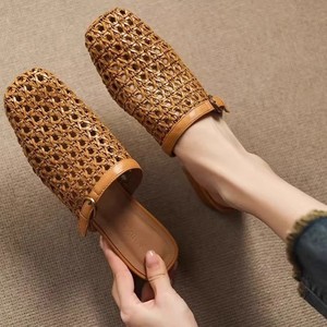 Sandales d'été pour femmes, tendance mode, design en maille ajourée, respirantes, antidérapantes, activités de plein air, semelle extérieure en PVC - Product Image 4