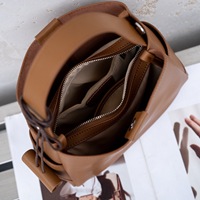 Nouveau sac à main pour femme en cuir véritable, tendance, minimaliste, sac seau, sac à bandoulière, grande capacité, multi-compartiments, sac bandoulière