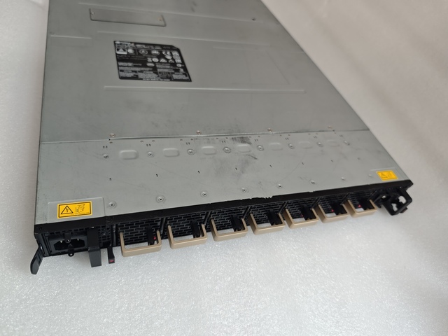 MQM-9700-NS2R 400G InfiniBand Switch 64 Ports Quantum 2 51.2Tbps