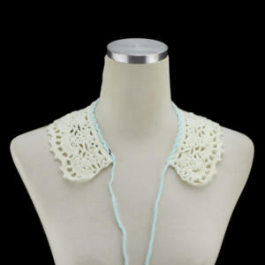 Accesorios de ropa de cuello desmontable de ganchillo hecho a mano vintage - Product Image 4