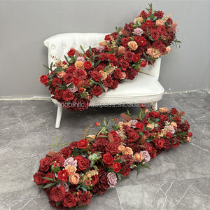 SMOOTH Camino de Mesa de Flores Artificiales Rosadas y Rojas Hechas a Mano para Decoración de Bodas y Eventos - Product Image 5