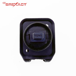 Adaptador de fibra óptica IP12 multimodo MPO OM3 para exteriores de 12 núcleos de alta calidad con tapa antipolvo negra y cierre de pestillo - Product Image 5