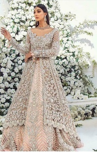 2021 Robe de mariée à la mode veste longueur au sol avec Lehenga orné de perles de verre en cristal et de pierre en soie - Product Image 2