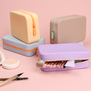 Bolsa de Maquillaje de Silicona con Logotipo <span class=keywords><strong>Personalizado</strong></span>, Impermeable, con Cierre, para Artículos de Tocador, Bolsa de Cosméticos de Viaje para <span class=keywords><strong>Mujer</strong></span> - Product Image 4