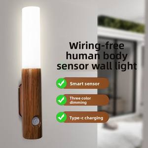 Veilleuse LED moderne à recharge USB avec capteur <span class=keywords><strong>de</strong></span> mouvement intelligent pour éclairage <span class=keywords><strong>de</strong></span> chevet, armoire et maison - Product Image 3