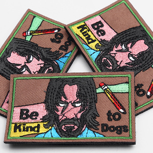Patch brodé 'Be Kind to Dogs' - Meme drôle - Patch tactique <span class=keywords><strong>moral</strong></span> - Fixation auto-agrippante pour sac à dos, gilet, badge - Vente en gros - Product Image 3