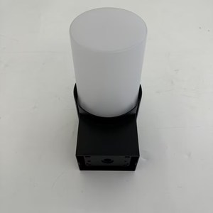 Lámpara de Pared Cilíndrica Multifuncional de Aluminio Fundido, Impermeable, de 12 Vatios, Apta para Uso en Interiores y Exteriores - Product Image 4