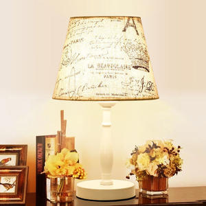 Lámpara de Mesa Moderna de Estilo Nórdico Minimalista para Dormitorio o Sala de Estar, Luz Cálida de 2700K, Control de Interruptor, Elegante - Product Image 3