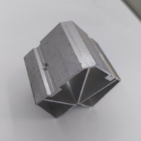 Soporte de Esquina de Aluminio Integrado Moderno y Duradero 6063-T5, Fundido a Presión de 90 Grados con Tornillo para Conexión de Marcos de Ventanas y Puertas