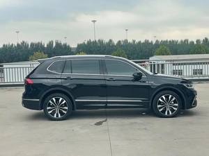 Volks-wagen <span class=keywords><strong>Tiguan</strong></span> L 2023 d'occasion Facelift 380TSI 4WD R-Line Premium Edition <span class=keywords><strong>7</strong></span> <span class=keywords><strong>places</strong></span> spacieux SUV familial 2023 - Product Image 4