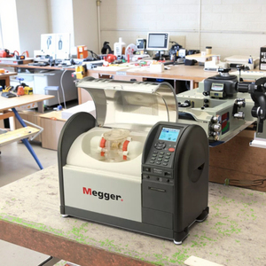 Equipo Portátil de Prueba de Aceite OTS80PB 80kV con Recipiente de 400ml - Product Image 3