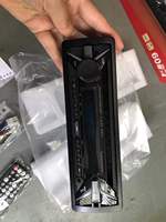Estéreo para Auto de Un Solo DIN con Reproductor de CD/DVD, Conexión USB y Tarjeta SD, Colocación en el Tablero, Compatible con MP3 y MP4