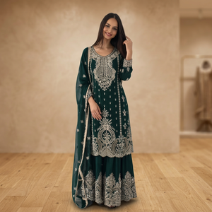 Conjunto de traje Sharara de Bollywood de georgette de seda verde botella de lujo con bordado pesado de Zari, Kurta y Gharara para bodas y fiestas indias y pakistaníes - Product Image 1