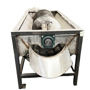 Machine à laver et à éplucher le manioc à grande manutention laveuse à palettes dans l'usine de transformation de farine et d'am - Product Image 1