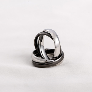 yunnique Couple <b>Rings</b> <b>Titanium</b> Steel <b>Black</b> Interlocking Double <b>Rings</b> For Engagement Unisex Jewelry - Product Image 2