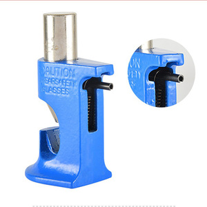 Pince à sertir industrielle pour ingénierie chimique, à entrée frontale, en acier à ressort, finition texturée, outil de sertissage sans effort - Product Image 3