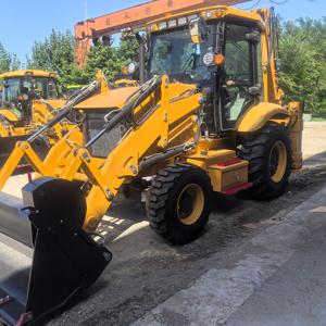 거친 농촌 도로를 위한 운전실과 전지형 아웃리거 굴착기가 포함된 4WD 휠 디젤 백호 로더 굴삭기 로더가 인기 상품 - Product Image 4