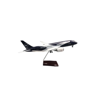 Modèle d'avion en résine Yiguan 787 Lufthansa Centennial Edition 43cm avec éclairage à commande vocale et roues simulées statiques - Product Image 6