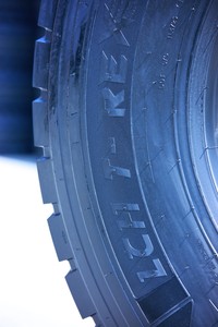 Neumáticos Nuevos para Camión LCH T-REX 315/80R22.5 con Cámara, Tipo Radial para Camiones Pesados, Remolques y Autobuses, Modelo LD601, 3 Meses de Garantía - Product Image 5