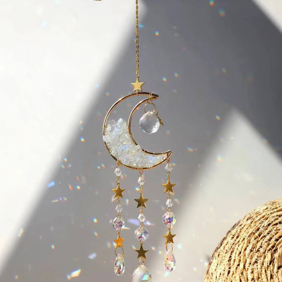 รูปแบบผลึกสีขาว