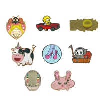 Épinglette en émail dur avec logo personnalisé, fabricant de badges métalliques OEM ODM, épinglette de revers personnalisée, épinglette métallique sur mesure, cadeau souvenir d'usine d'anime