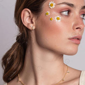 Gemnel Dernière mode Nouvelle arrivée Bon <span class=keywords><strong>prix</strong></span> Boucle d'oreille en argent sterling 925 Bulk Leaf Climbing Stud - Product Image 5