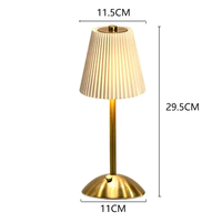 Lampe de table LED dorée en fer à piles, veilleuse moderne avec abat-jour en tissu pour chambre à coucher, chevet, lecture, salon, bureau