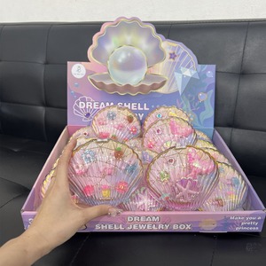 MingXiang Nouvelle Boîte à <span class=keywords><strong>Maquillage</strong></span> et Bijoux en Plastique pour Filles, Jouet de Simulation Maison de Poupée, Rangement pour Épingles à Cheveux et Bagues, <span class=keywords><strong>Coffret</strong></span> Cadeau Trésor, 3+ <span class=keywords><strong>Ans</strong></span>, 4-6 <span class=keywords><strong>Ans</strong></span> - Product Image 2