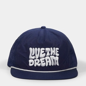 Casquette Snapback à 5 panneaux non structurée en nylon avec broderie 3D personnalisée OEM, logo personnalisé, chapeau à visière plate tendance avec cordon - Product Image 1