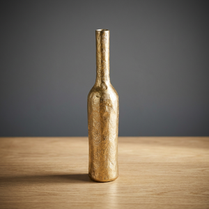 Vase de table artisanal Gallery, design moderne, finition dorée, minimaliste et élégant - Product Image 6