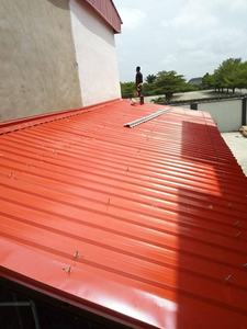 Tuile de toiture en acier galvanisé ondulé enduit de couleur Ppgi de haute qualité Z30 tôle de toiture prépeinte en <span class=keywords><strong>zinc</strong></span> ondulé - Product Image 4