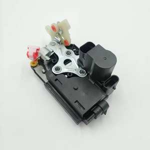7121008032 Yüksek Kaliteli ÖN KAPI KİLİT GRUBU (LATCH ASSY-FRT <span class=keywords><strong>DR</strong></span>) SSANGYONG REXTON Orijinal Araç Parçaları - Product Image 2