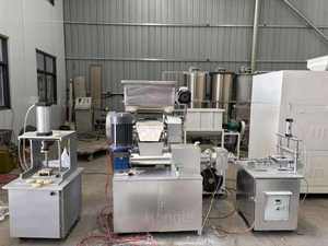 Máquina de moldeo de jabón con estampado automático - Product Image 3